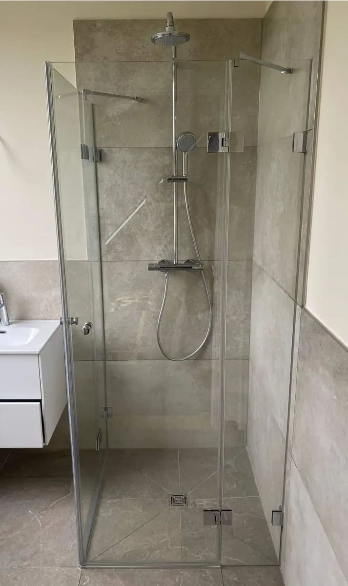 Referenz – Eckeinstieg-Dusche von Fras-Biermann
